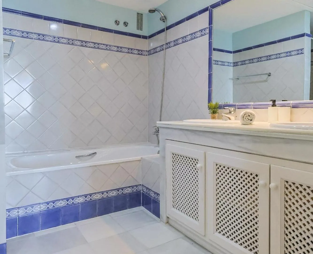 La Perla Apartment Casares