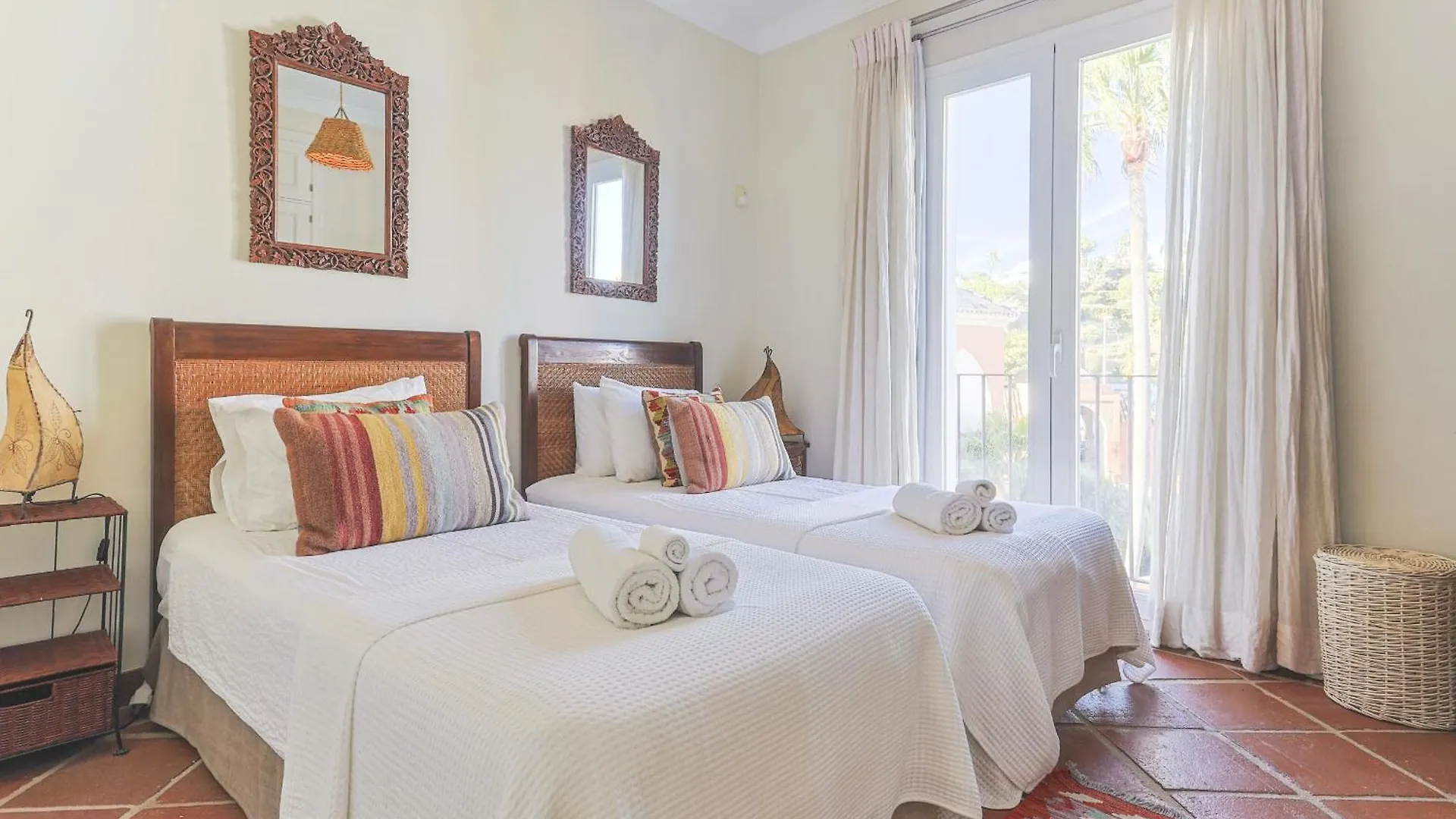 La Perla Apartment Casares 0*,